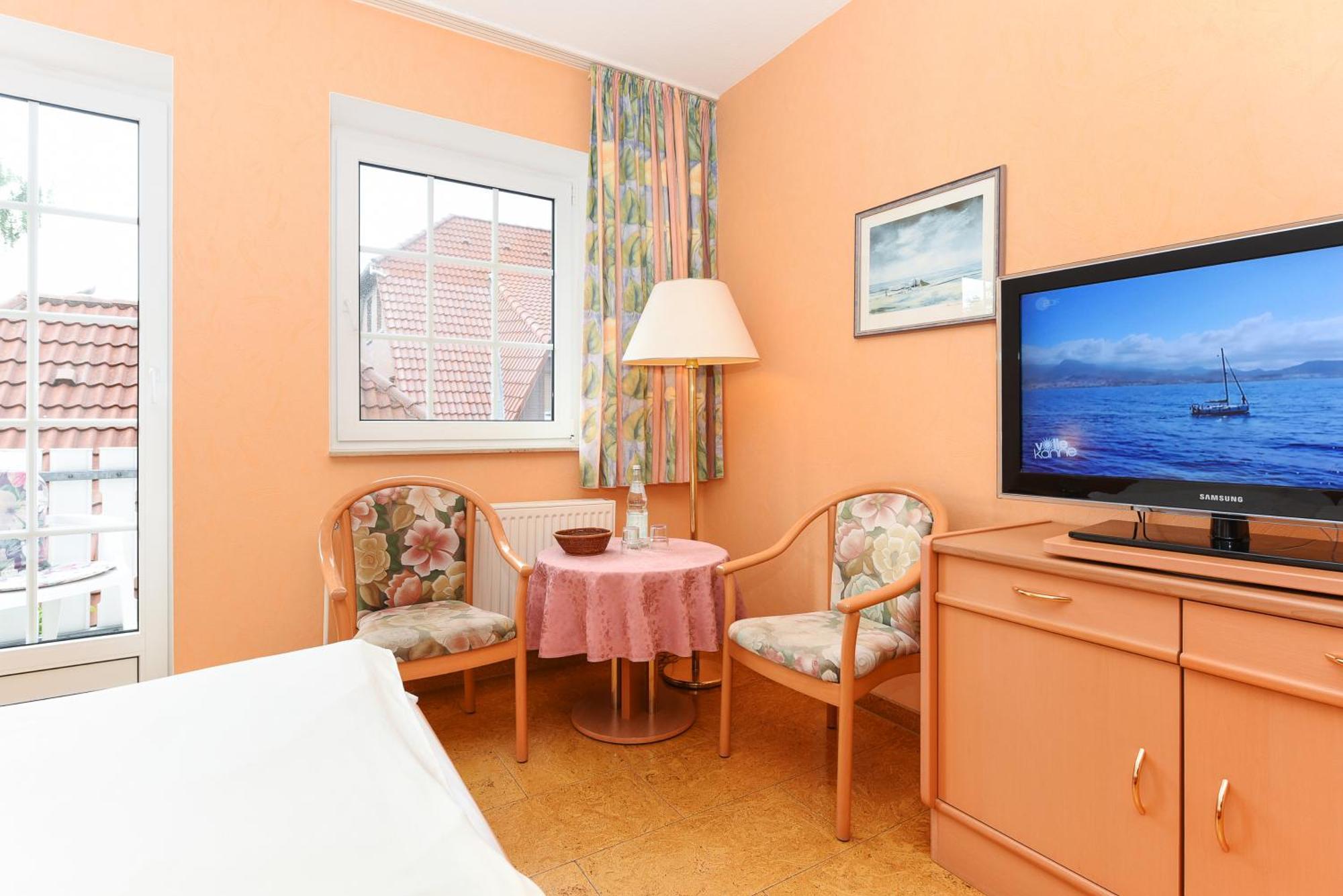 Hotel-Pension Stoertebeker Bensersiel Exteriér fotografie
