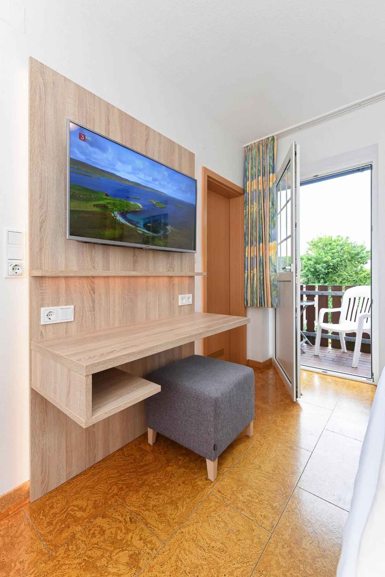 Hotel-Pension Stoertebeker Bensersiel Exteriér fotografie